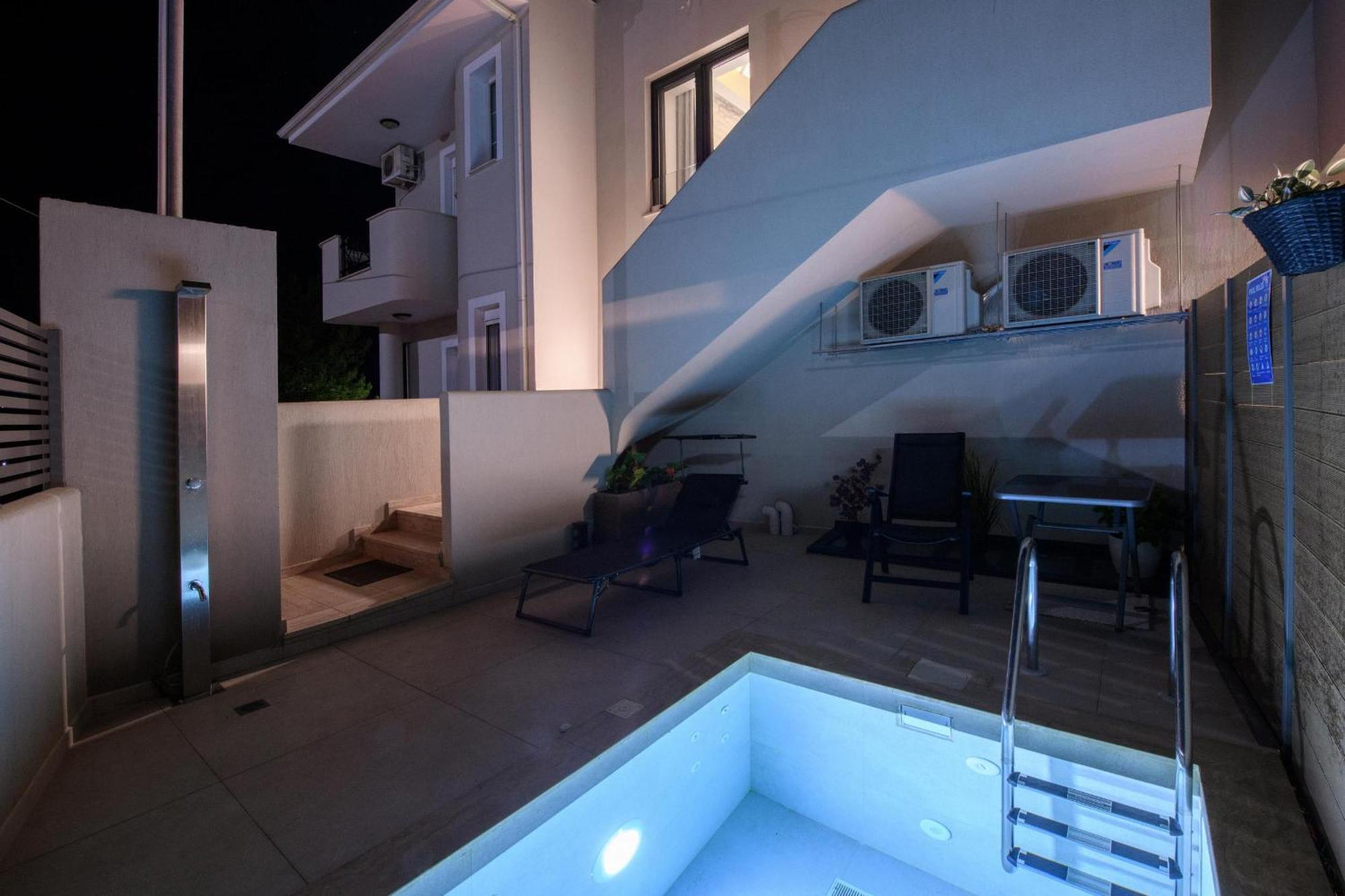 Archetypo Luxury Living Apartment *